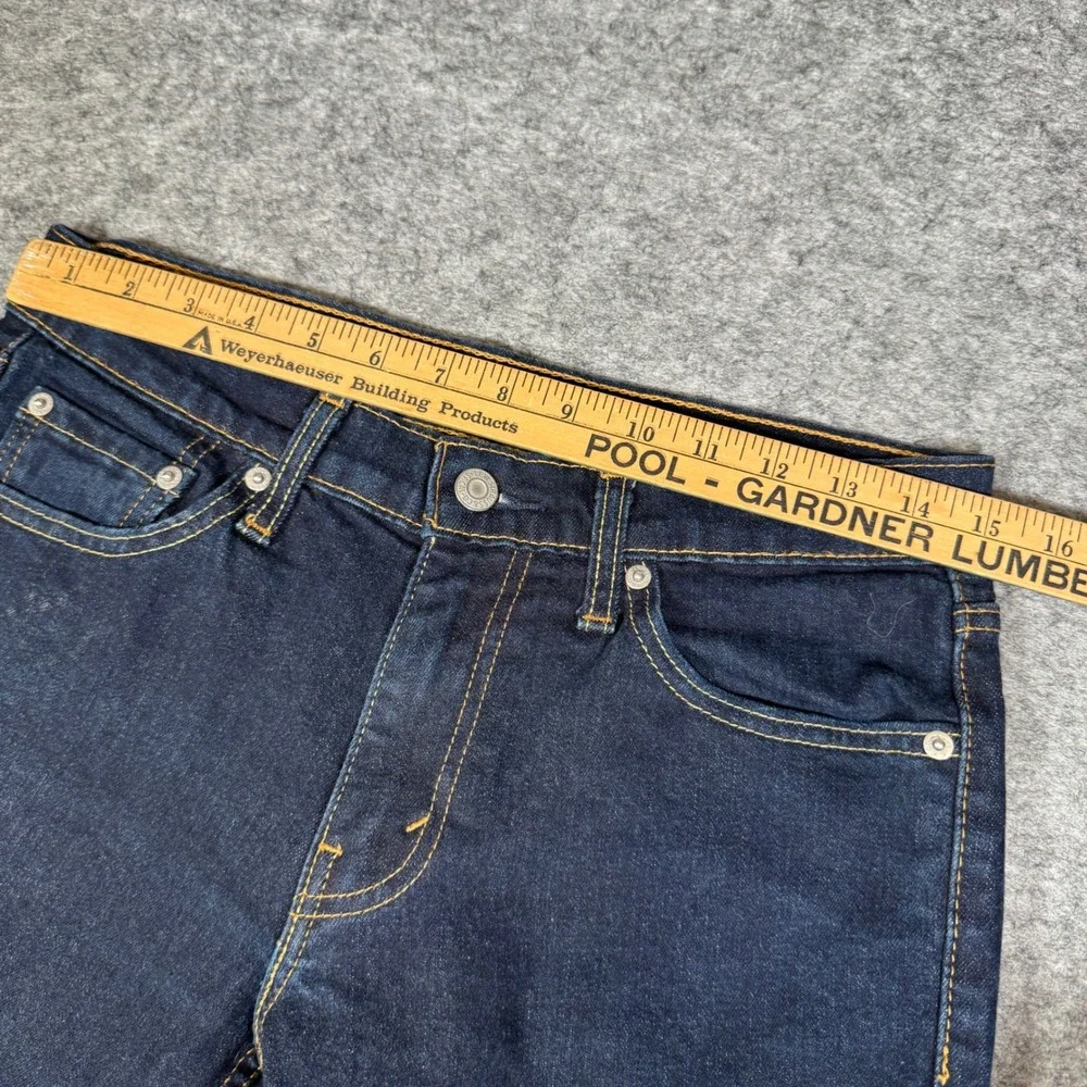 Levis minimalist notable